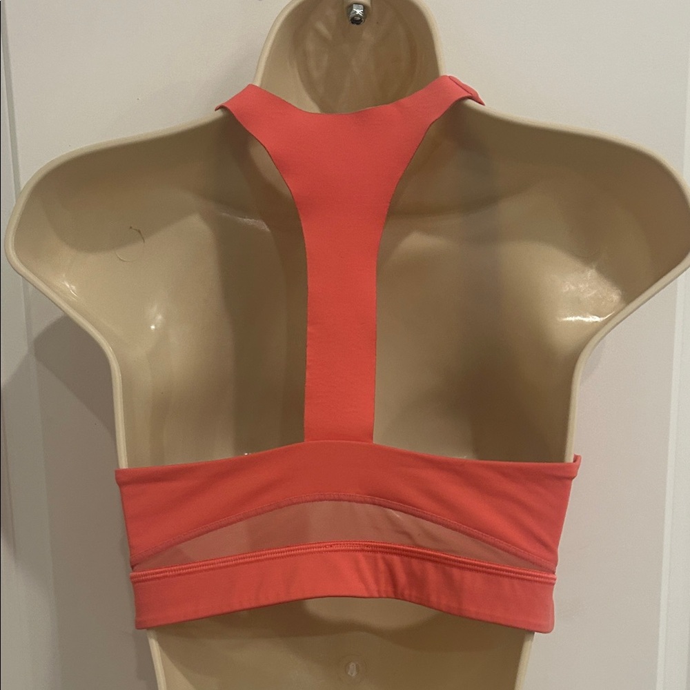 Lululemon - Picture 3 of 4
